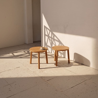 huma coffee table.Ø50