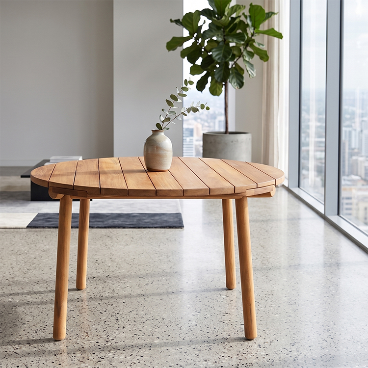 uz folding table.Ø120