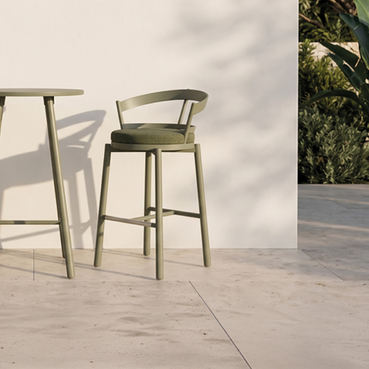 turtle s bar stool